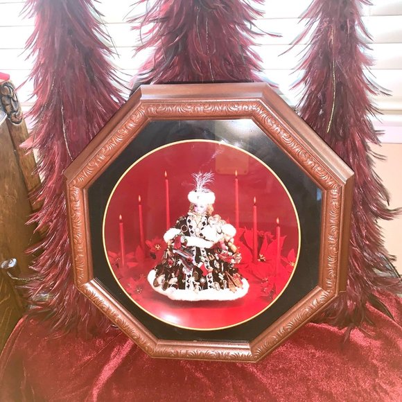 VTG Gorham Christmas Lady Doll Holiday Plate in Wood-Like Display with Box & COA - Picture 7 of 12